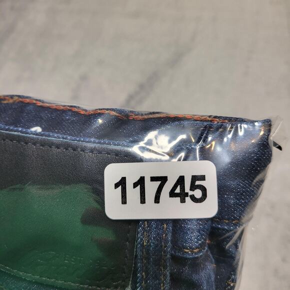 Eddie Bauer Jeans Mens 37x33 Blue Straight Leg Stretch Denim Dark Wash Classic - Picture 10 of 10